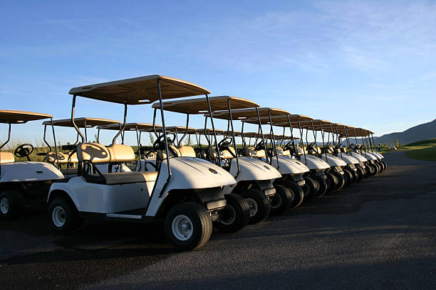 Top Reasons to Use a Golf Cart Pick-Up and Drop Service